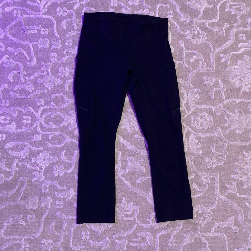 Fast and Free High-Rise Crop 23"